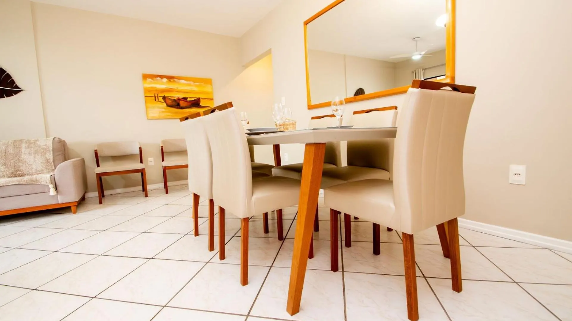 Apto No Centro De Balneario Camboriu Qz1935 Apartmán
